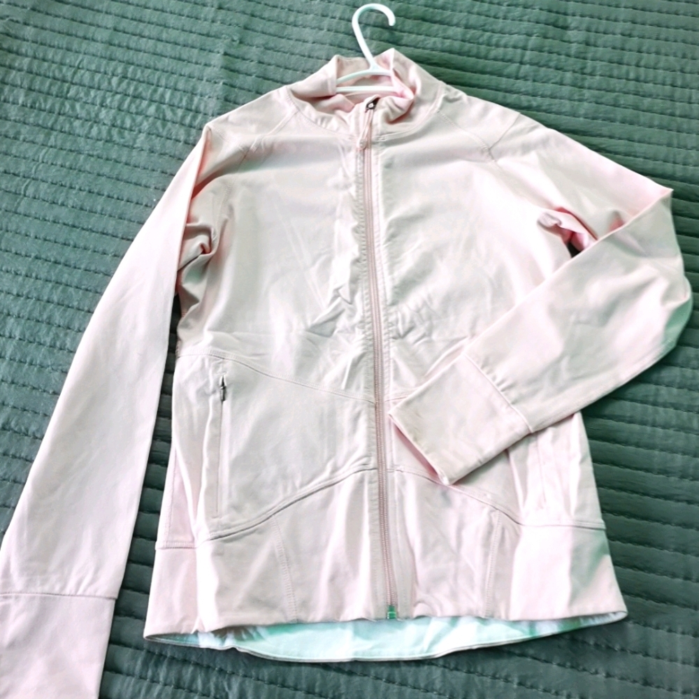 Athletic jacket
